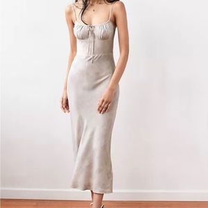 Like New Aritzia Bellow Dress - Size 4